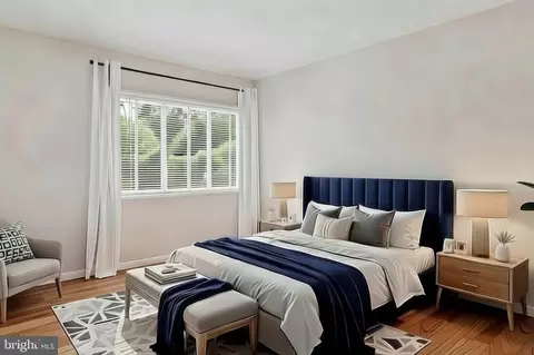 Bedroom - 1498 Roundleaf Ct, Reston, VA 20190 photo 4 of 7