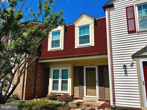 14402 Manassas Gap Ct, Centreville, VA 20120