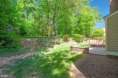 Exterior - 11814 Blue Spruce Rd, Reston, VA 20191 photo 7 of 7