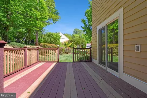 Exterior - 11814 Blue Spruce Rd, Reston, VA 20191 photo 3 of 7