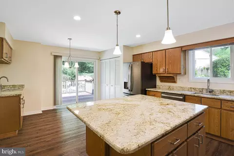 Kitchen - 11814 Blue Spruce Rd, Reston, VA 20191 photo 2 of 5