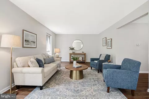 Living - 11814 Blue Spruce Rd, Reston, VA 20191 photo 4 of 10
