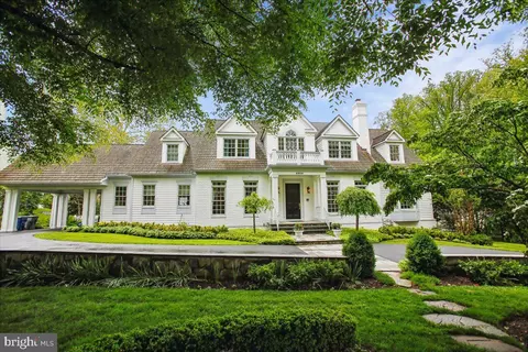 Exterior - 6809 Sorrel St, Mclean, VA 22101 photo 17 of 17