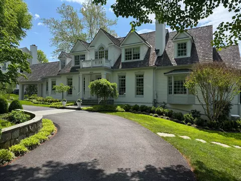 6809 Sorrel St, Mclean, VA 22101