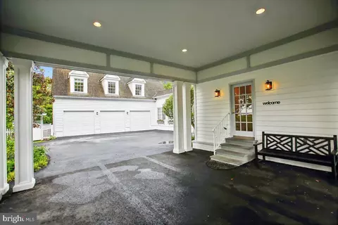 Exterior - 6809 Sorrel St, Mclean, VA 22101 photo 15 of 17
