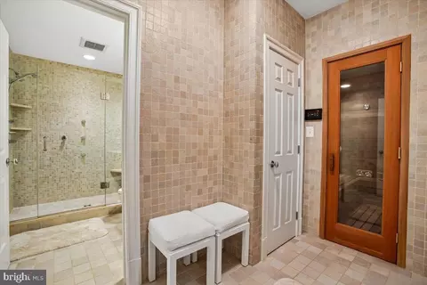 Entry Way - 6809 Sorrel St, Mclean, VA 22101 photo 10 of 10