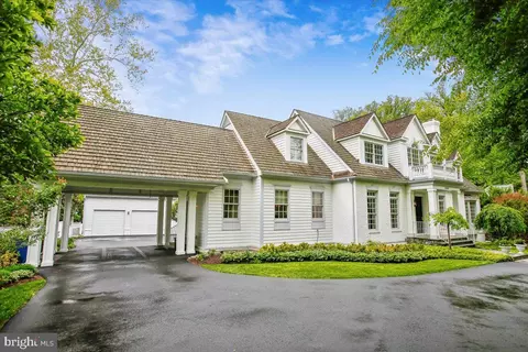 Exterior - 6809 Sorrel St, Mclean, VA 22101 photo 14 of 17