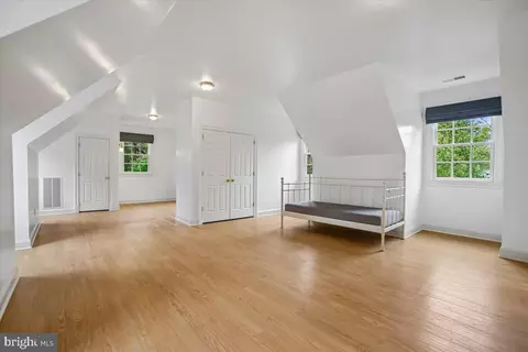 Bedroom - 6809 Sorrel St, Mclean, VA 22101 photo 3 of 10