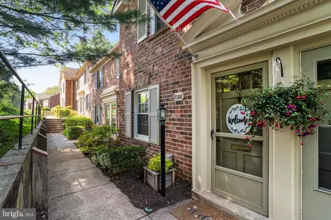 8386 Forrester #550, Springfield, VA 22152