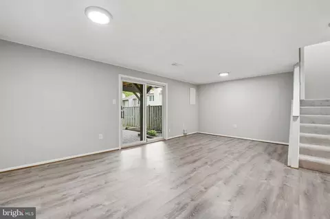Living - 6045 Hollow Knoll Ct, Springfield, VA 22152 photo 5 of 5