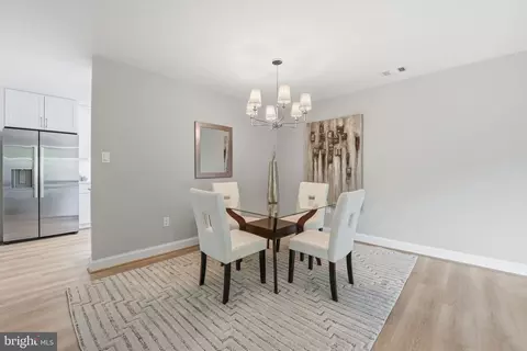 Dining - 6045 Hollow Knoll Ct, Springfield, VA 22152 photo 2 of 2