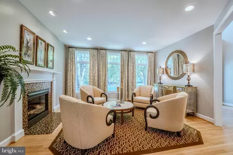 Living - 11096 Whitstone Pl, Reston, VA 20194 photo 5 of 7