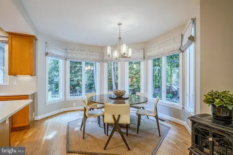 Dining - 11096 Whitstone Pl, Reston, VA 20194 photo 1 of 6