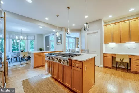 Kitchen - 11096 Whitstone Pl, Reston, VA 20194 photo 3 of 3