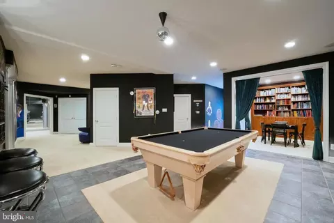 Entry Way - 11096 Whitstone Pl, Reston, VA 20194 photo 8 of 8