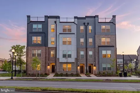 1147 Herndon Pkwy #110, Herndon, VA 20170