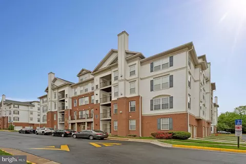 11575 Cavalier Landing Ct #301, Fairfax, VA 22030