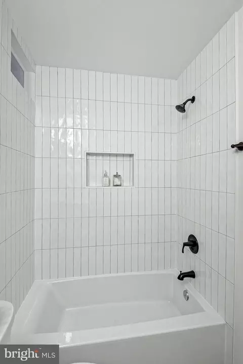 Bath - 2302 Short Ridge Rd, Reston, VA 20191 photo 8 of 8