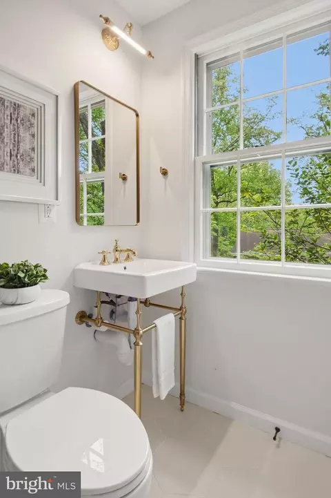 Bath - 2302 Short Ridge Rd, Reston, VA 20191 photo 5 of 8