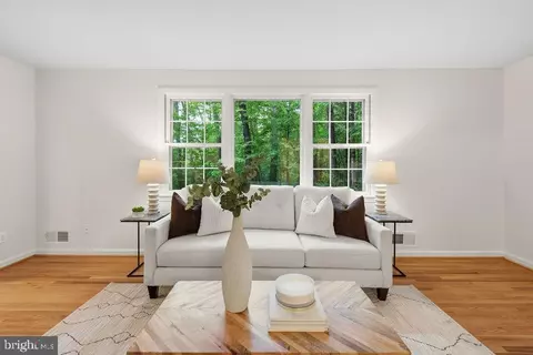 Living - 2302 Short Ridge Rd, Reston, VA 20191 photo 3 of 5