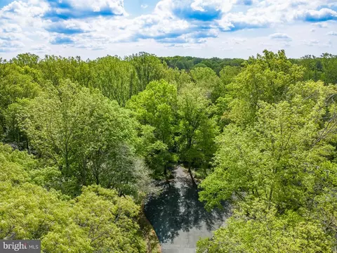 View/Area - 2302 Short Ridge Rd, Reston, VA 20191 photo 2 of 3