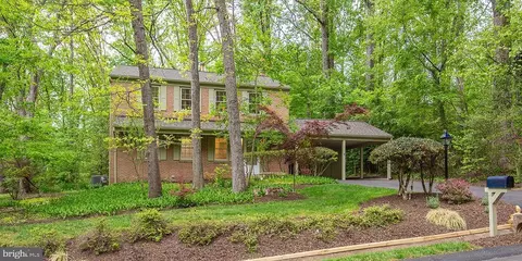 2302 Short Ridge Rd, Reston, VA 20191