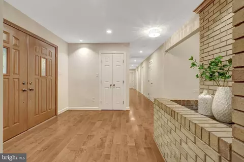 Entry Way - 12009 Canter Ln, Reston, VA 20191 photo 3 of 6