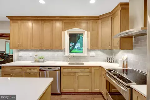 Kitchen - 12009 Canter Ln, Reston, VA 20191 photo 3 of 5