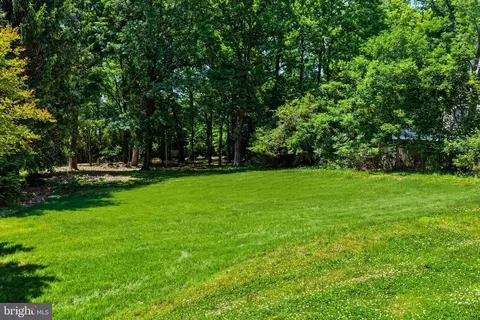 1914 Birch Rd, Mclean, VA 22101 photo 4