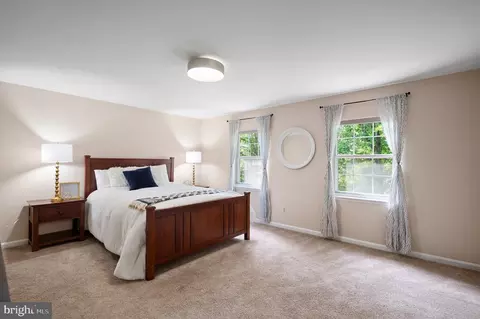 Bedroom - 8943 Park Forest Dr, Springfield, VA 22152 photo 1 of 8