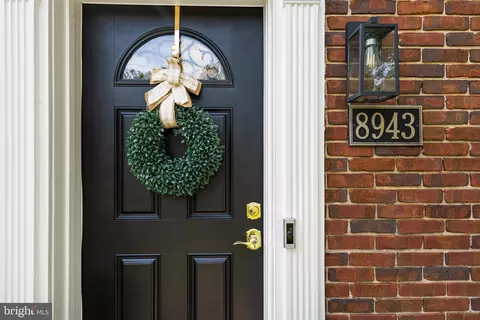 Entry Way - 8943 Park Forest Dr, Springfield, VA 22152 photo 1 of 9