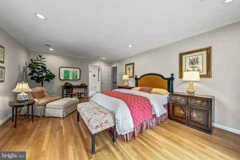 Other - 7018 Green Oak Dr, Mclean, VA 22101 photo 17 of 54