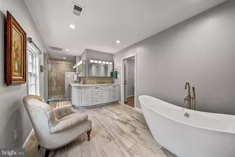 Other - 7018 Green Oak Dr, Mclean, VA 22101 photo 19 of 54