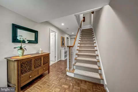 Other - 7018 Green Oak Dr, Mclean, VA 22101 photo 40 of 54
