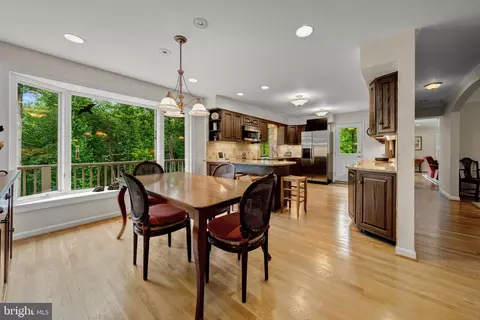 Other - 7018 Green Oak Dr, Mclean, VA 22101 photo 7 of 54