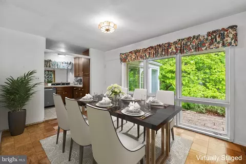 Dining - 5533 Belfast Pl, Springfield, VA 22151 photo 1 of 2