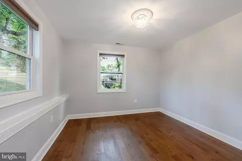 Bedroom - 5807 Accomac St, Springfield, VA 22150 photo 5 of 6
