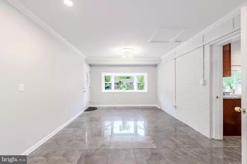 Living - 5807 Accomac St, Springfield, VA 22150 photo 5 of 5