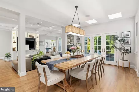 Dining - 7009 Symphony Ct, Mclean, VA 22101 photo 3 of 3