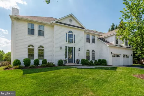 7009 Symphony Ct, Mclean, VA 22101