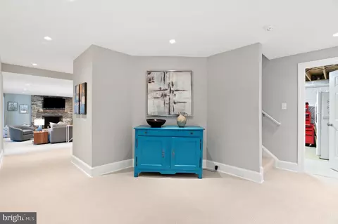 Entry Way - 7009 Symphony Ct, Mclean, VA 22101 photo 5 of 5
