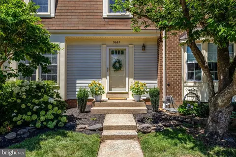 9662 Masterworks Dr, Vienna, VA 22181