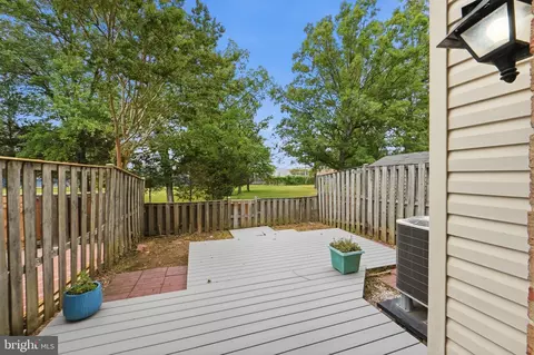 Exterior - 6470 Franconia Ct, Springfield, VA 22150 photo 4 of 6
