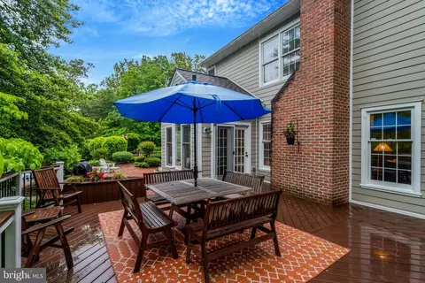 Exterior - 9220 Davis Dr, Lorton, VA 22079 photo 8 of 11