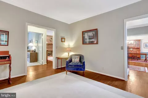 Entry Way - 9220 Davis Dr, Lorton, VA 22079 photo 2 of 4