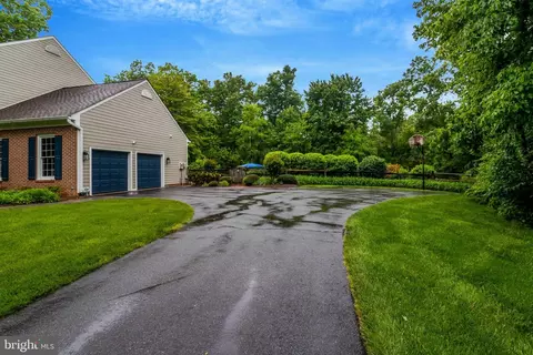 Exterior - 9220 Davis Dr, Lorton, VA 22079 photo 11 of 11