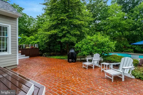 Exterior - 9220 Davis Dr, Lorton, VA 22079 photo 9 of 11