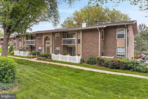 Other - 1948 Kennedy Dr #203, Mclean, VA 22102 photo 6 of 8