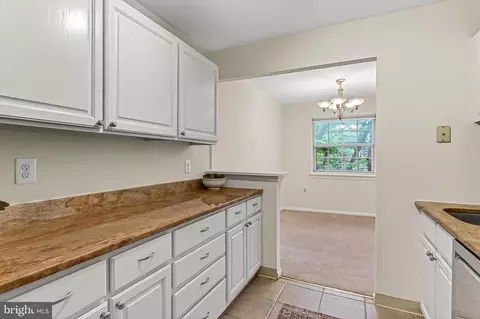 Kitchen - 1948 Kennedy Dr #203, Mclean, VA 22102 photo 4 of 4