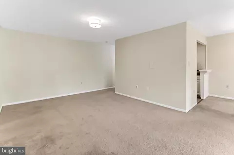 Living - 1948 Kennedy Dr #203, Mclean, VA 22102 photo 4 of 5